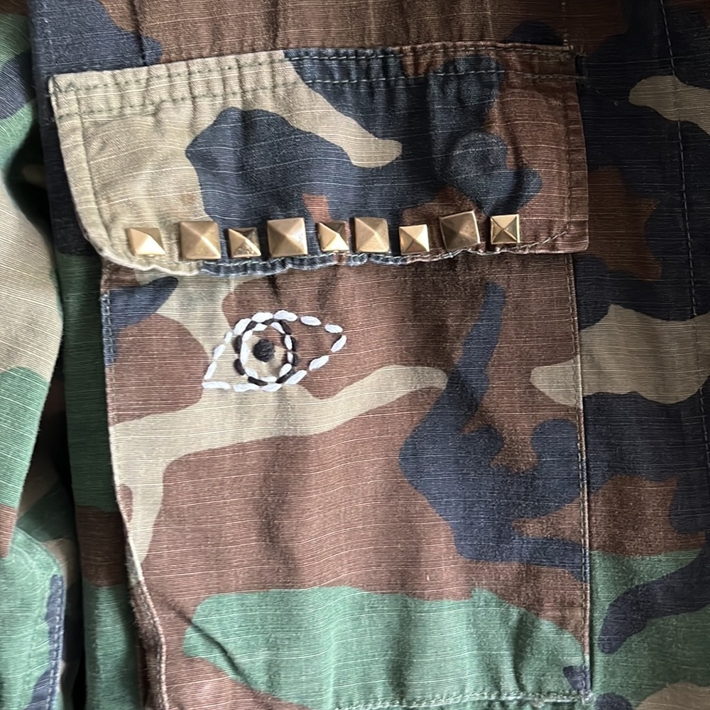 Customized camo jacket!! - Picture 3 of 12
